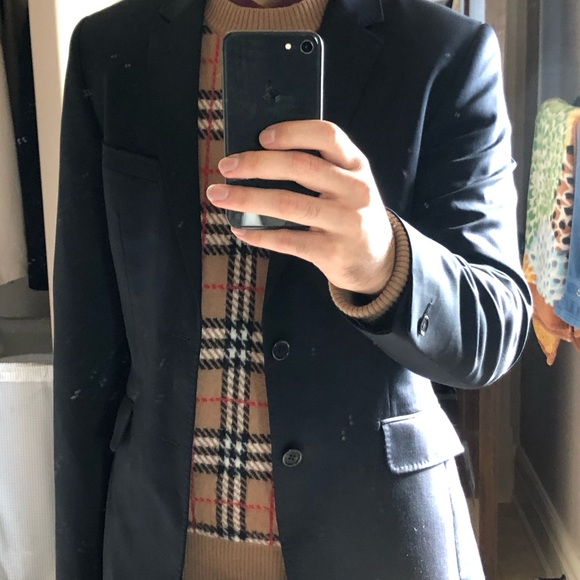 Luxury Ted Baker Suit - Picture 4 of 6
